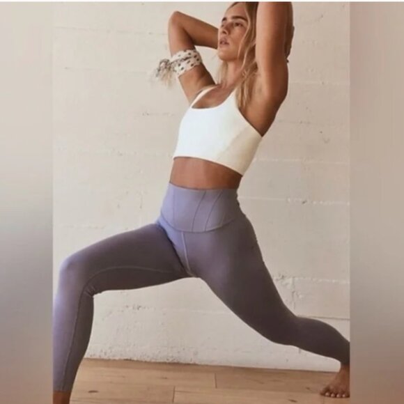 FP Movement On The Rise Cropped High Rise Leggings, Dusty Lavender, Size M/L - Picture 1 of 15